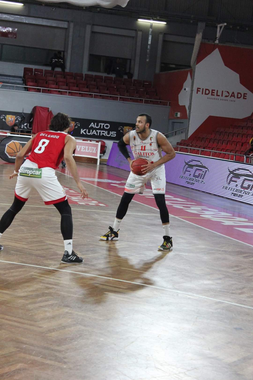 Feliz2 - Oliveirense Basquetebol